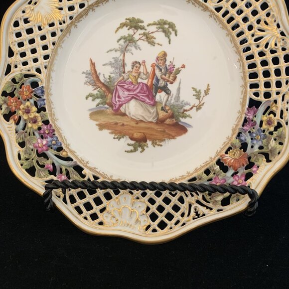 Helena Wolfsohn Reticulated Plate 8.5" Watteau Couple Scene Dresden Germany 7 - Picture 4 of 7